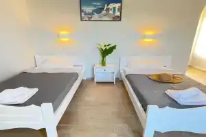 Kavos Aparthotel, Kavos