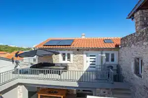 Family friendly house with a swimming pool - 23203, Betina