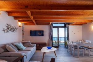 Fortezza Sea Breeze, Anne, 2 Bedrooms & Sea View, Rethymno