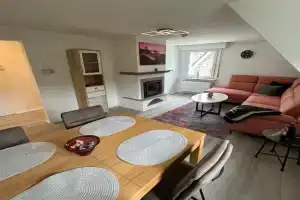 Zur schönen Aussicht I 80 m2 I Am Wald I Zuhause Apartments, Dortmund