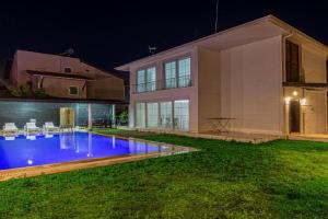 NEAR BY THE LAND OF LEGENDs , PRİVATE POOL , VİLLA LARİSA Villa, Belek