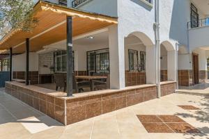 NEAR BY THE LAND OF LEGENDs , PRİVATE GARDEN , VİLLA STONE Villa, Belek