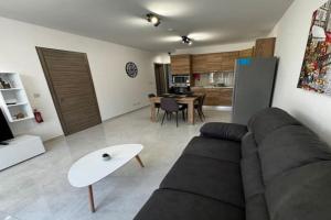 Starlight 2 Bedroom Apt in Gzira, St Julians