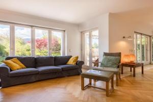 Haus am Leitenfeld Guest house, Garmisch-Partenkirchen