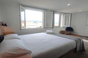 Lepanto 4 - Precioso y súper luminoso dúplex con vistas Apartments, Orense