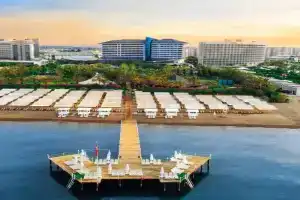 Royal Wings Hotel, Lara