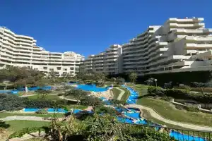 Apartamentos Benalbeach by Benalnova, Torremolinos
