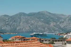 Sapphire view apartment, Kotor