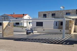 Apartment Sara with Sea View, Betina