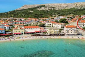 Apartments by the sea, Krk - 19390, Baska