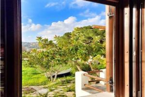 Villa Two Pine Trees, Alinda