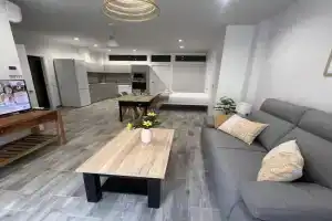 Living Colors GARAJE Aire wifi by Apartamentos, Logrono