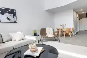 Le Mile End by M11 - Modern & Stylish 1BDR with Sofa Bed Apartments, Laval
