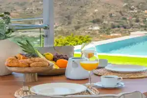 Villa El Retiro de by Ruralidays, Torrox