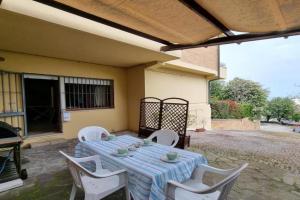 APPARTAMENTO -B- VISTA MARE con 2 camere da letto-Residence Azzurro Apartments, Cattolica