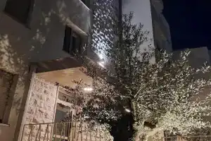 Bella Vista Residence D7 Apartments, Baosici