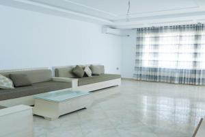 Joli Appartement S2 neuf de standing Apartments, Kelibia