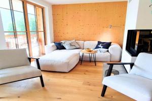 Homely Stay AlpenPanorama-Chalet mit eigener Sauna, Kamin und Bergblick, Bayrischzell