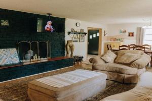 Dolly House, Sevierville