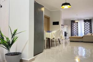 Vlora Centre Spacious Lions Gate 5 Apartments, Vlore