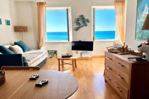 Casa Sea Life, Beachfront with parking, Camogli