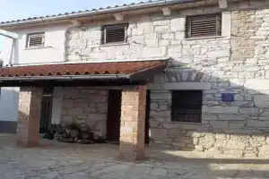 Casa Agneza, Medulin