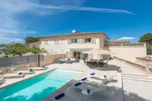 Lovely Home In With Wifi Guest house, Platja de Muro