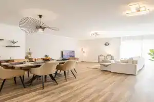 Sky Penthouse 07 I Aufzug I TV I Terrasse I BBQ, Hamm