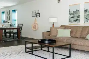 Chic Vacation Rental, Walkable Location! Guest house, Lancaster