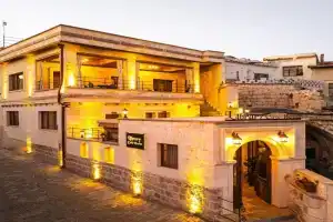 Library Cave House, Ortahisar