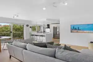 Burleigh Bliss - 2 Bedroom Apartment, Gold Coast