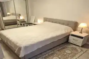 Black & White Apartment, Chisinau