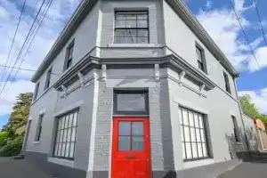 DeWitt Apartment - 3 Red Doors Battery Point, Hobart