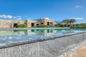 Villa Sand and Stone, Aliki