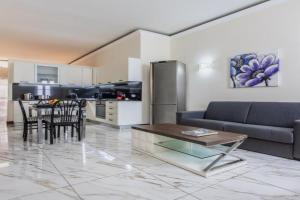 Seafront apartment in Ta'Xbiex, Gzira