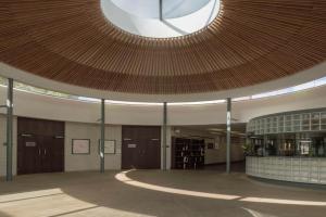 Murray Edwards College, Hotel, Cambridge