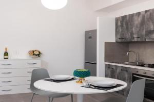Scilla Apartments, Messina