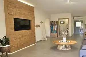 Aeraki Luxury Apartment, Panormos