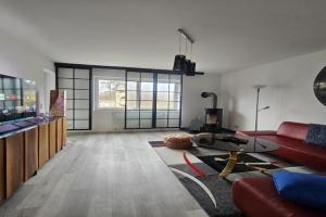 Residence Moai - Gardenview - Business Travel - kostenloser Parkplatz, WLAN, Waschtrockner, Smart TV, Qbo ESSENTIAL, ergonomischer Schreibtisch Apartments, Erlangen
