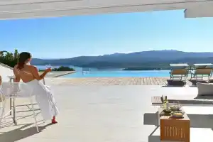 Stanza in Villa Amaca angolo di paradiso piscina riscaldata e sauna raggi infrarossi, Cannigione