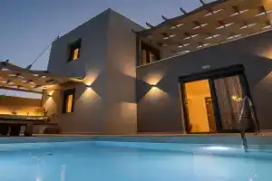 Serenity luxury villa, Lakki