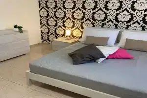 Golden House Holiday, Belpasso