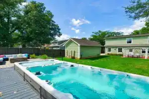 South End Home Pool Spa Firepit Arcade Guest house, Charlotte