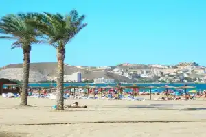 Cullera Buena Vista Social Club con piscina y vistas al mar Solo Familias! Apartments, Cullera