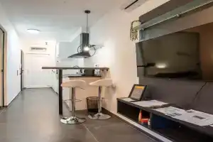 Vöröskő -LAK szauna és jakkuzi használattal Apartments, Balatonalmadi