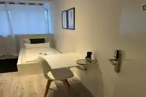 D10 I shared bathrooms&kitchen, Garching