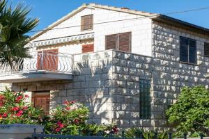 Vacation Home Katarina Guest house, Supetar