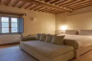 Saturnalia Village Rooms, Saturina