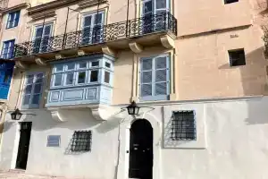 Prestigious Pied a Terre Wignacourt with views Apartments, Floriana