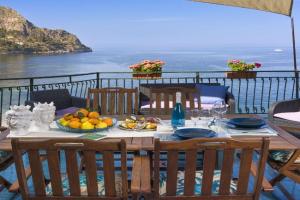 Terrazza Trionfante Apartments, Santa Flavia